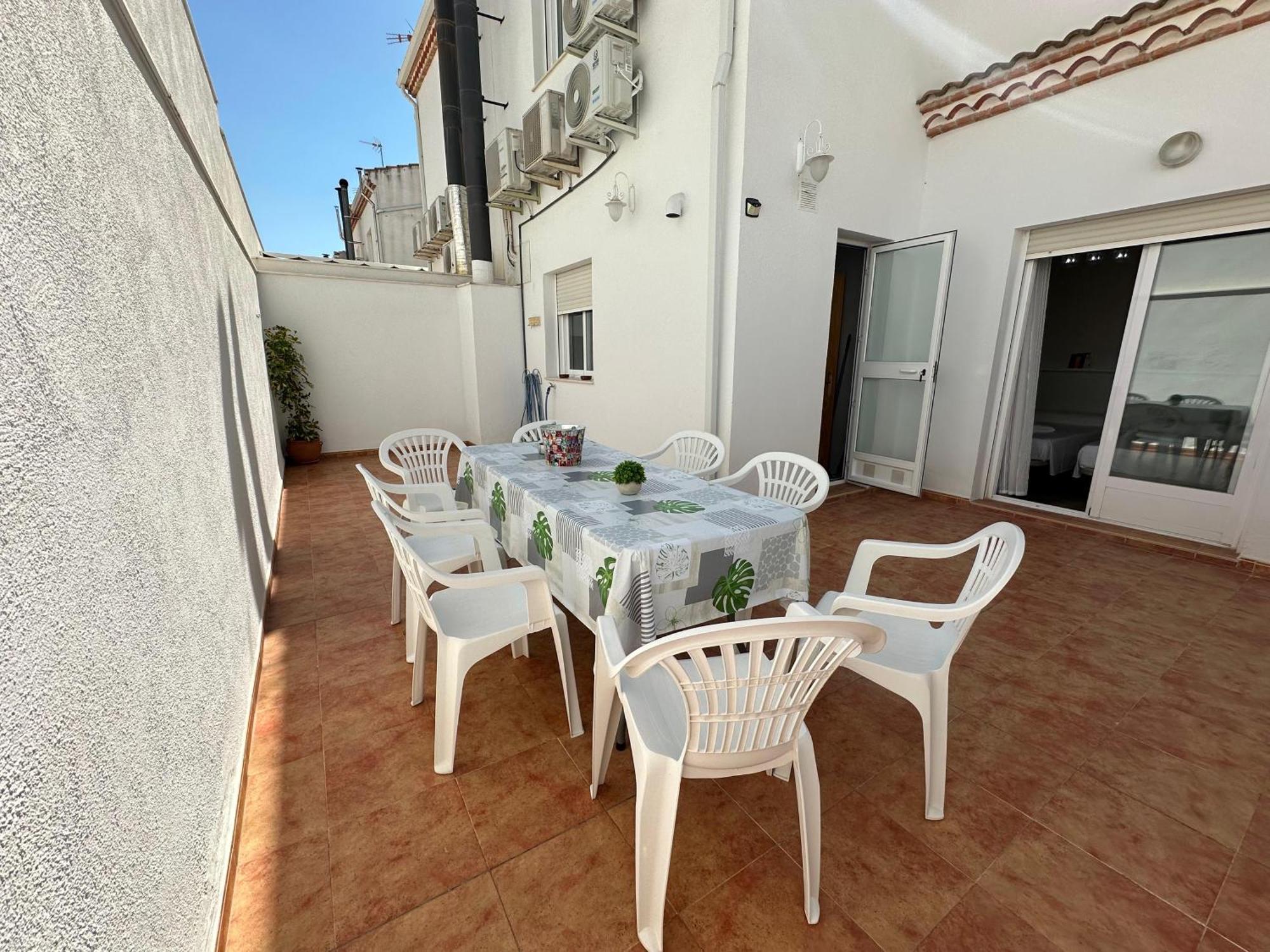 리나레스 Casa Grande De Tres Plantas Con Parking Gratis 빌라 외부 사진